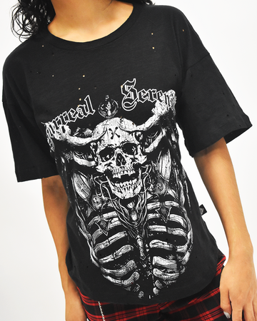 PLAYERA SURREAL OVERSIZE CON DESTRUCCION (7788719571023)